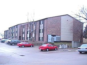 Iowa City House: 906 Benton Dr #24