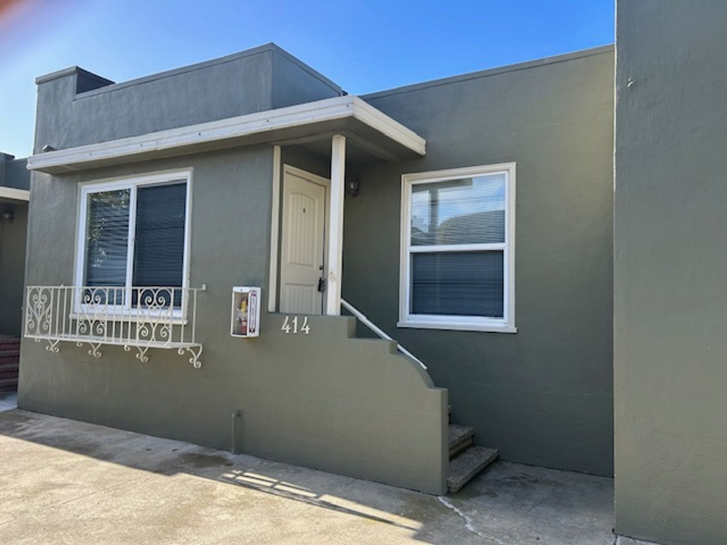 Colma Apartment: 412-414 & 416 E Street