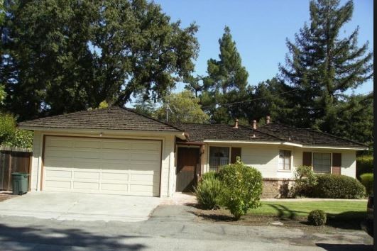 Redwood City House: 1150 Stockbridge Avenue