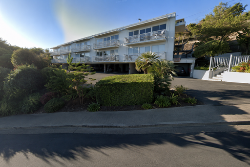 Prime Belmont Location!!! – photo 1