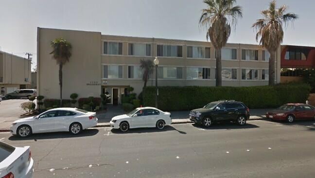 Redwood City Apartment: 1735 Broadway Street
