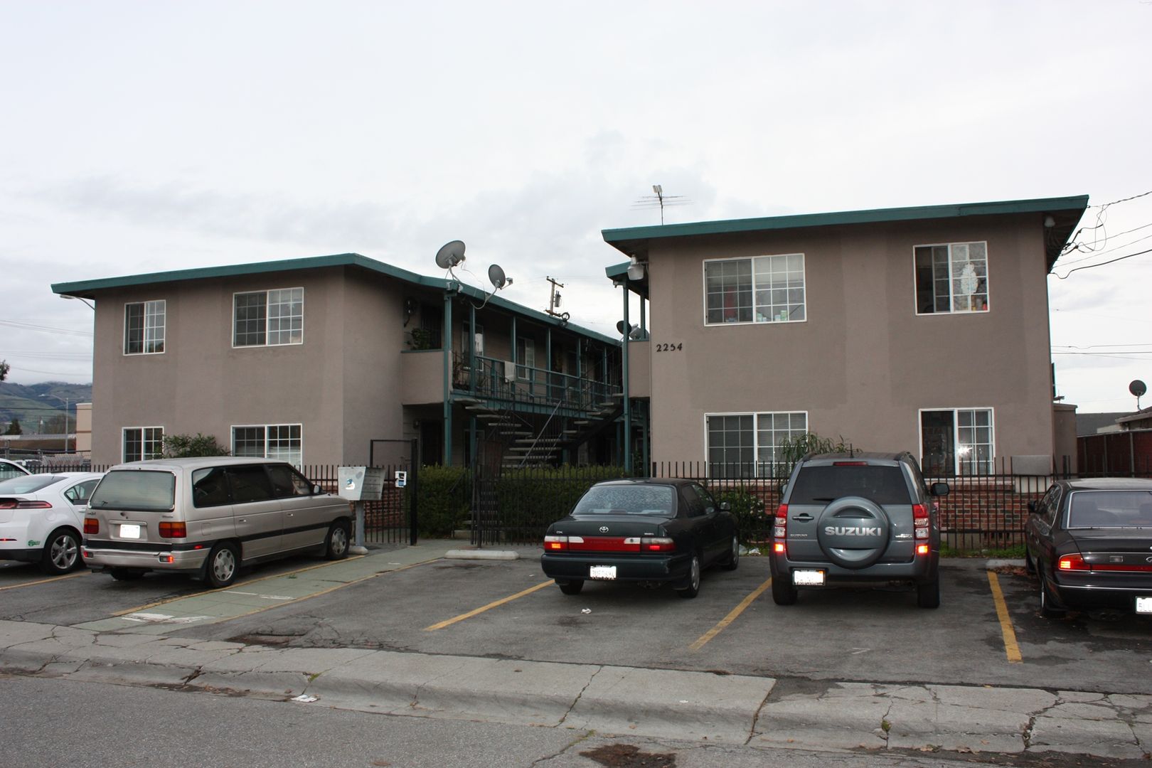 San Jose Apartment: 2254 Luz Avenue