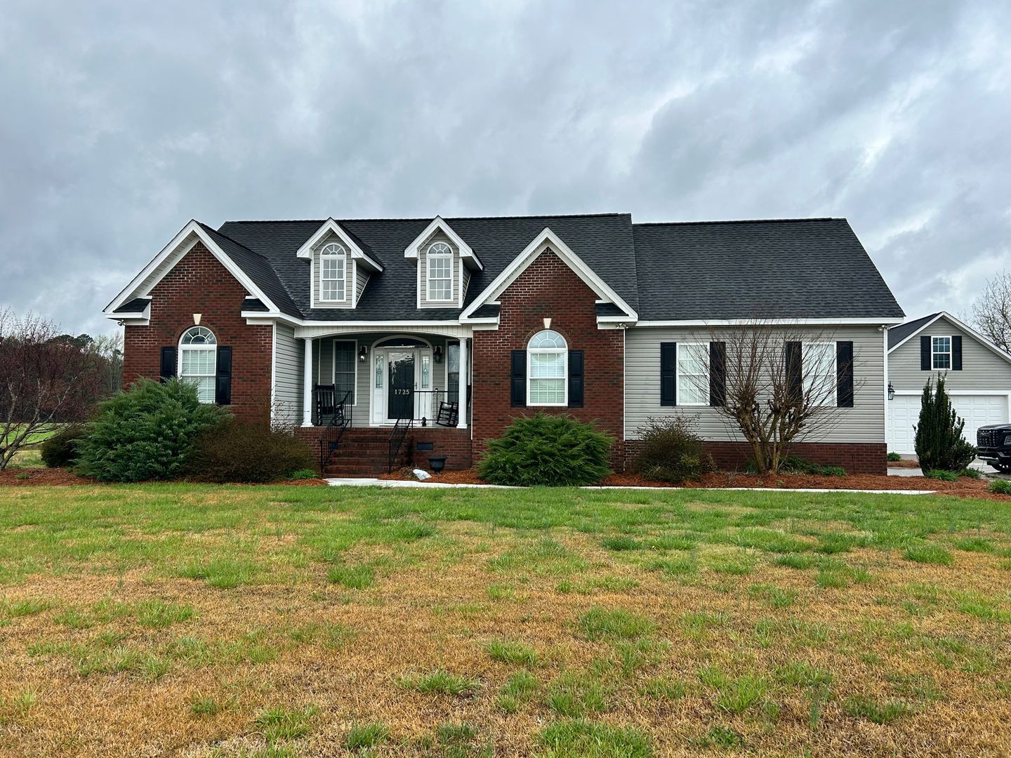 Pembroke House: 1725 North Chicken Road