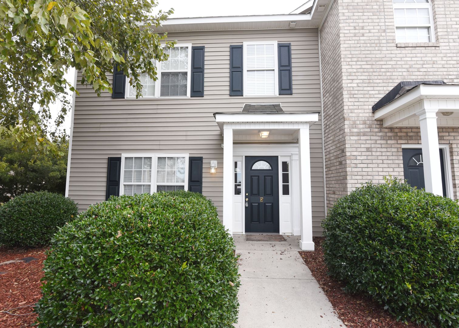 Lumberton House: 3712 Cliffridge Drive