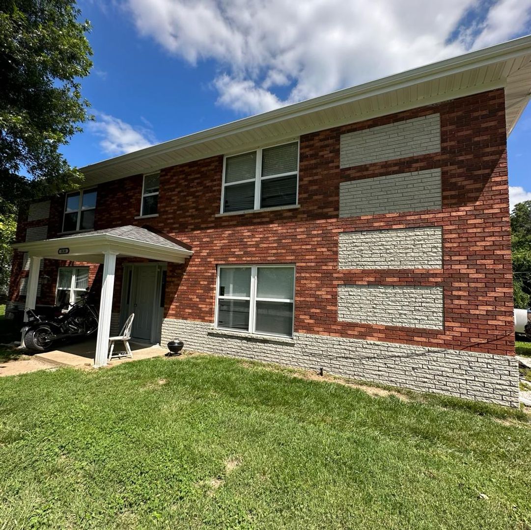 Byrnes Mill Apartment: 3830 Vogt Road