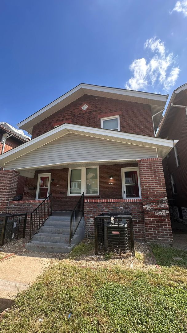 Saint Louis Apartment: 4040 Shreve Avenue