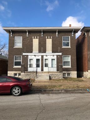 Dutchtown East 1 bedroom 1 bath 1st fl unit