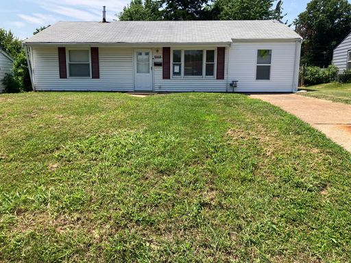 2 Bedroom Home with Attached Garage – photo 1