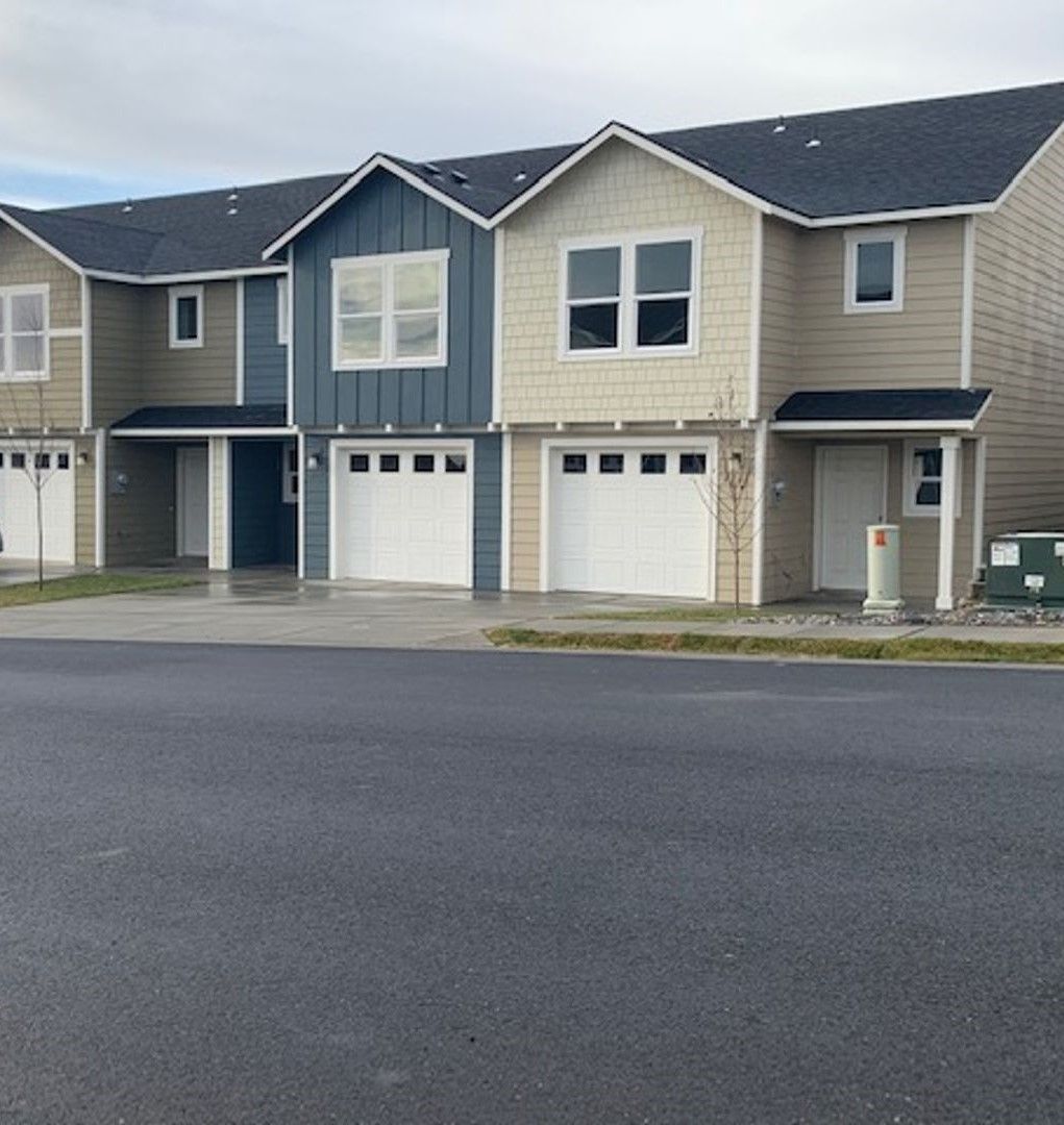 Hermiston House: 688 E Oregon Ave