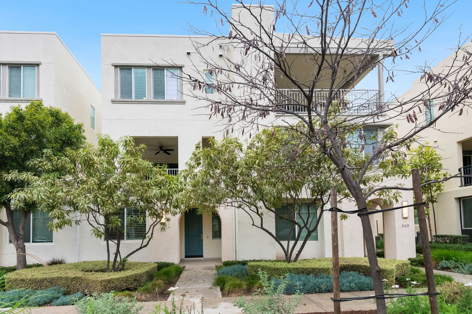 Irvine Townhome: 341 Magnet