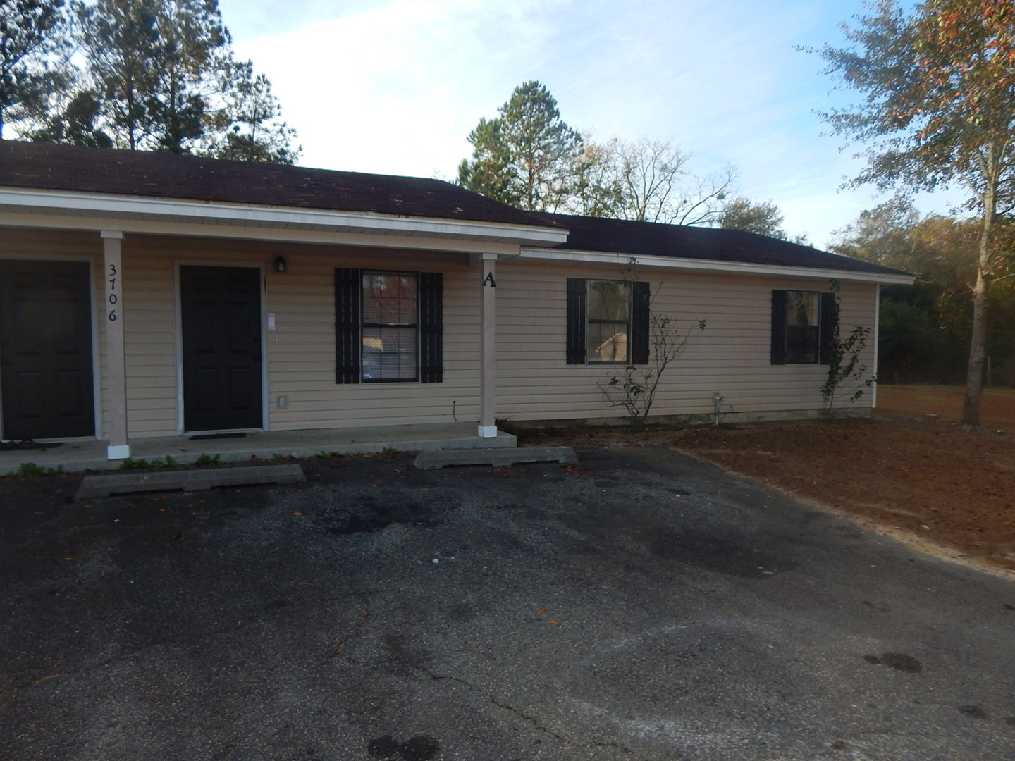 Valdosta Apartment: 3706 Mulligan Circle