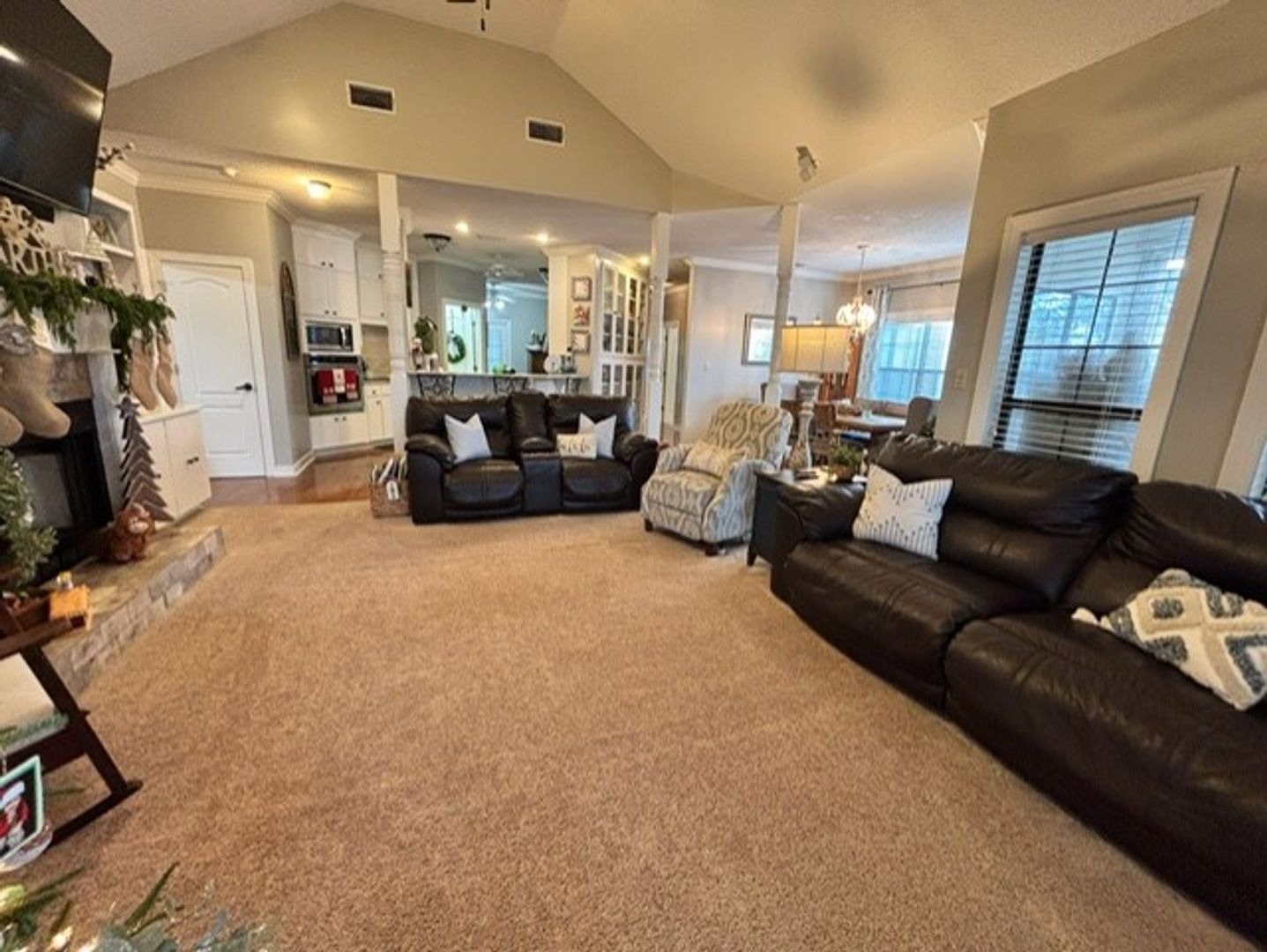 Lake Park House: 5813 Riviera Prado