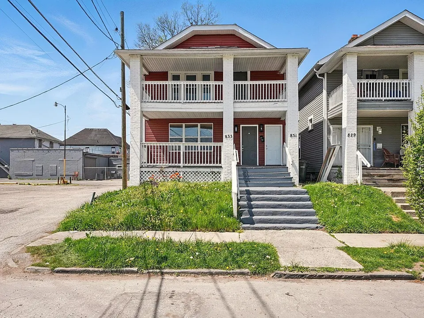 Columbus Apartment: 833 Lilley Avenue
