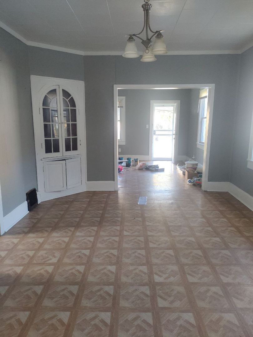 Cleveland House: 4501 Hyde Ave