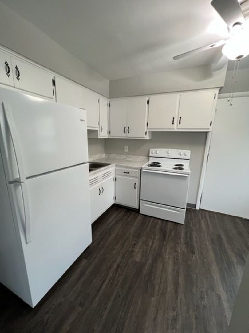 Columbus Apartment: 1171 Sanborn Place