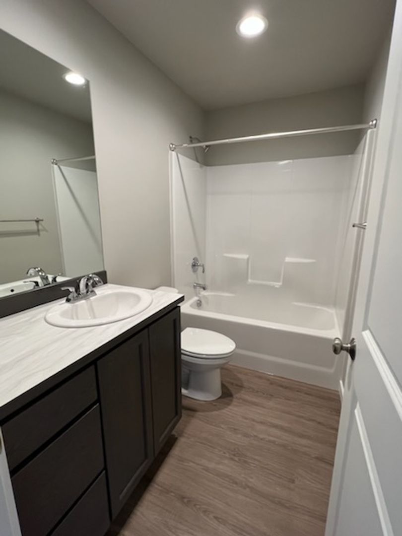 1090 S New Oak Lane, East Wenatchee, WA 98802