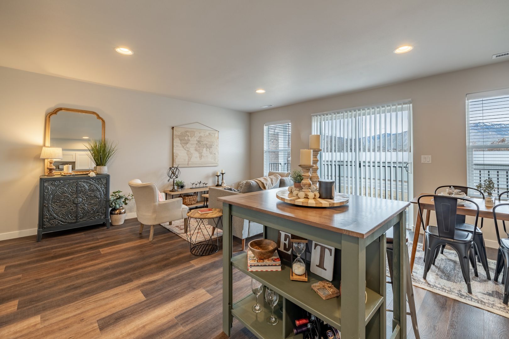 50 14th St NE D35, East Wenatchee, WA 98802