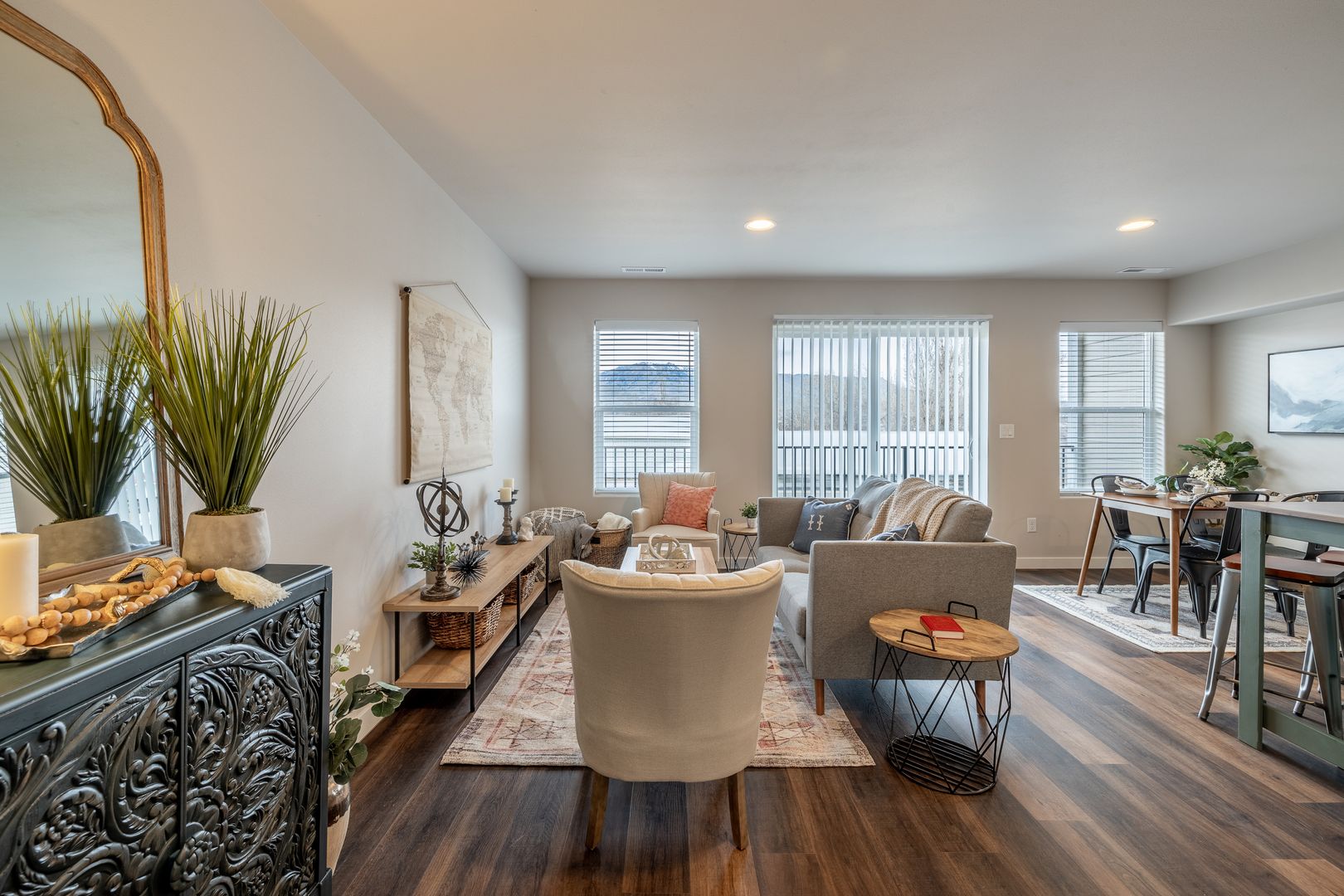 50 14th St NE B14, East Wenatchee, WA 98802