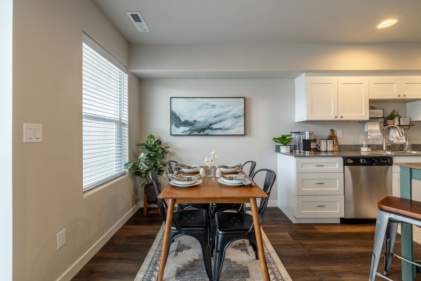 50 14th St NE B14, East Wenatchee, WA 98802