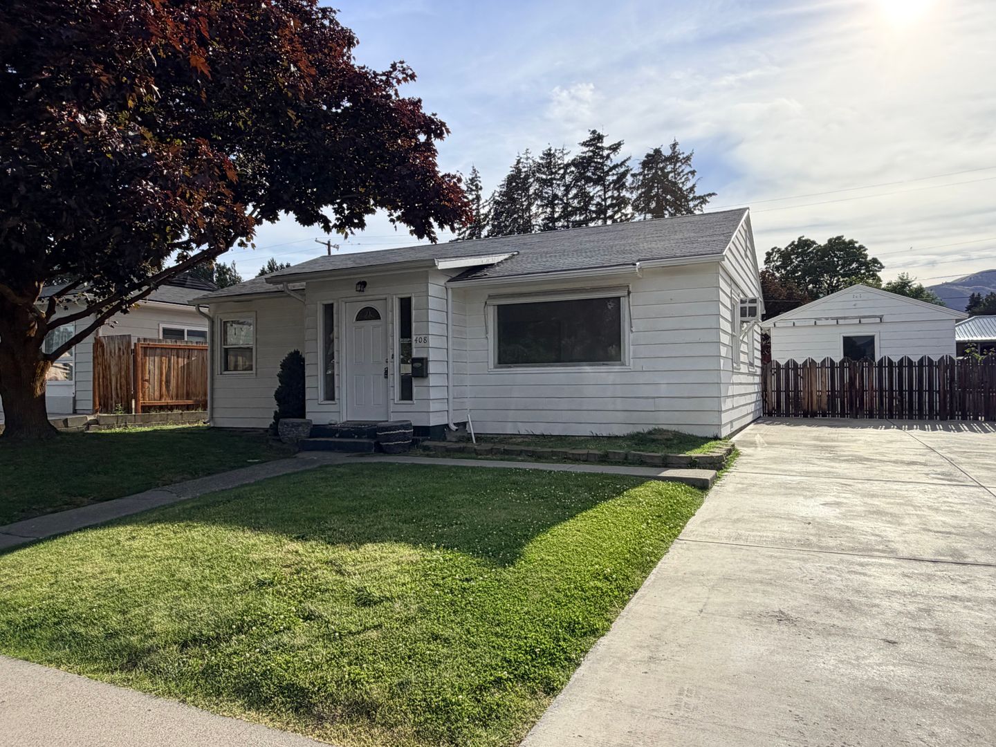 Wenatchee House: 408 Ramona
