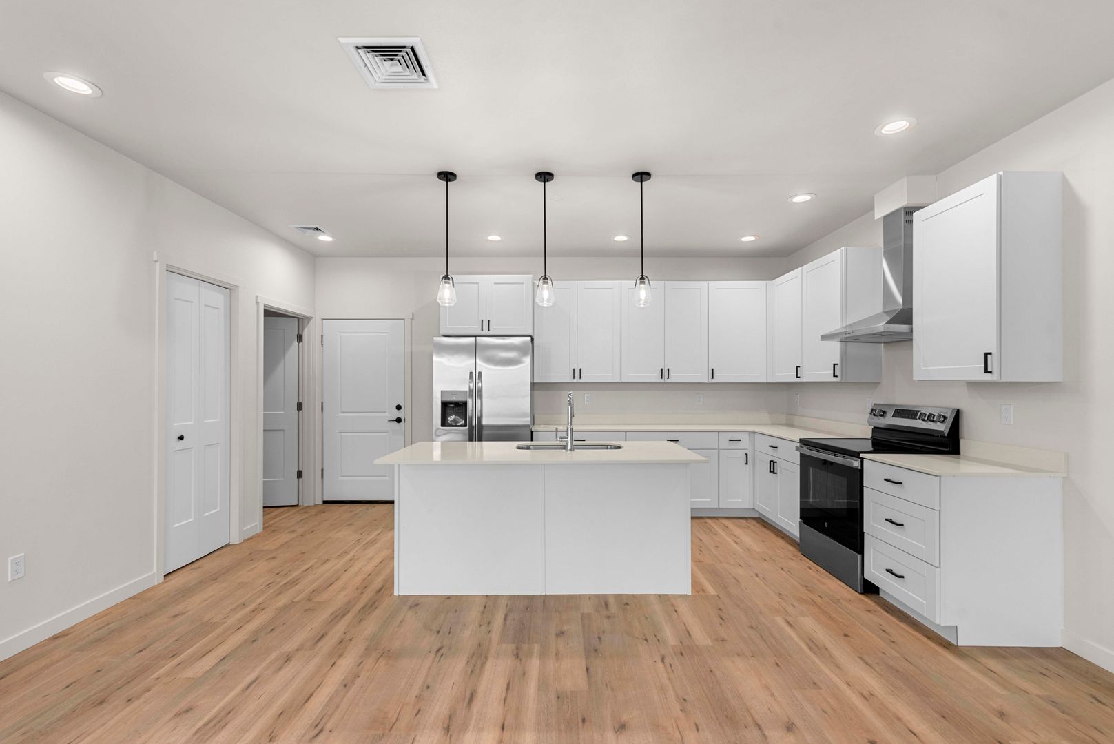 Cashmere Apartment: 412 Aplets Way