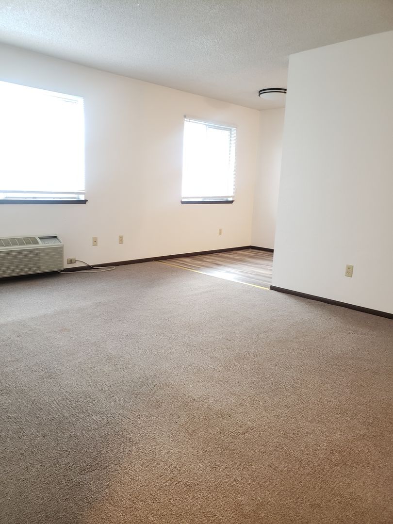 350 5th St NE 02, East Wenatchee, WA 98802