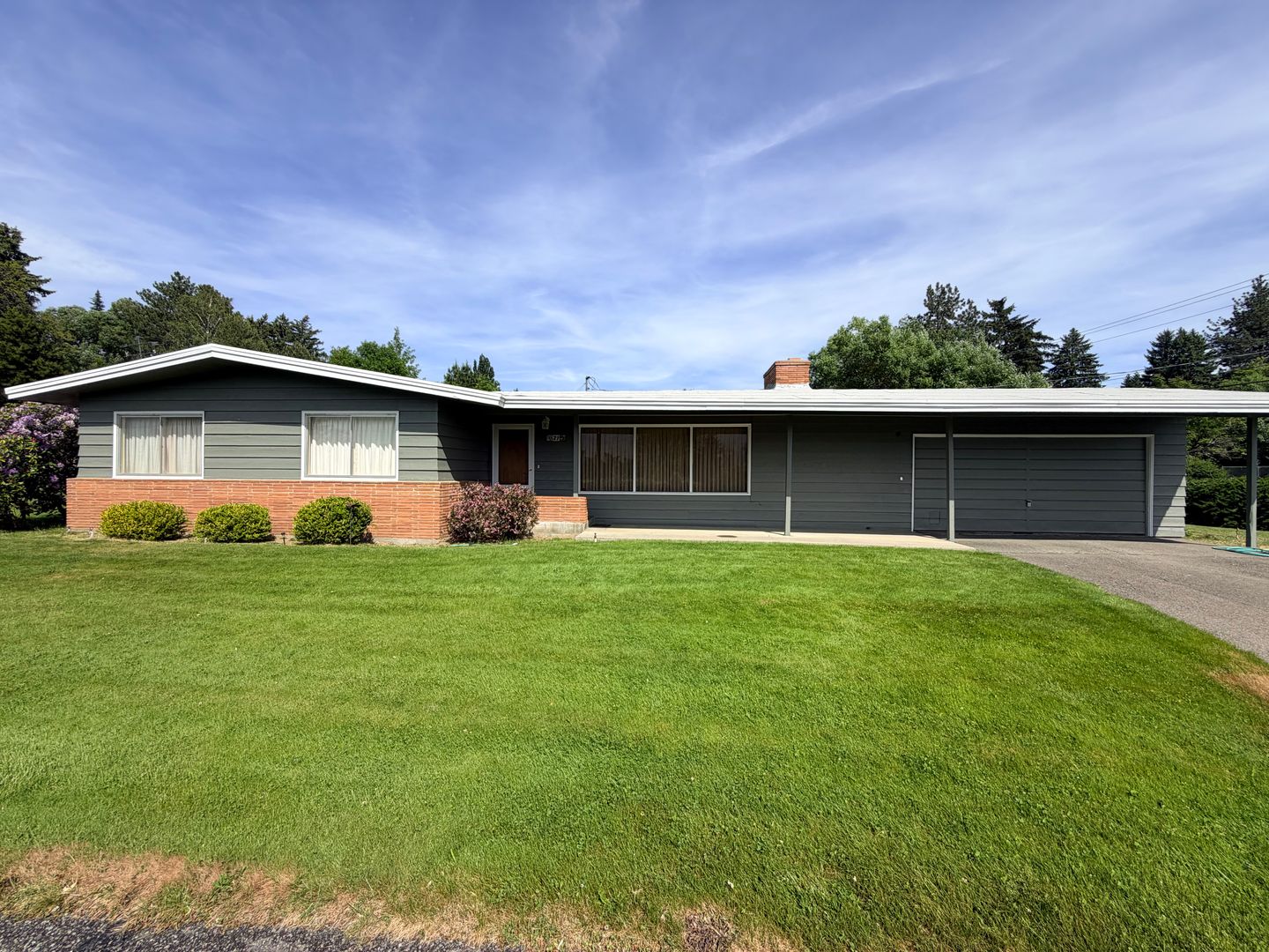 East Wenatchee House: 21 19th St NE