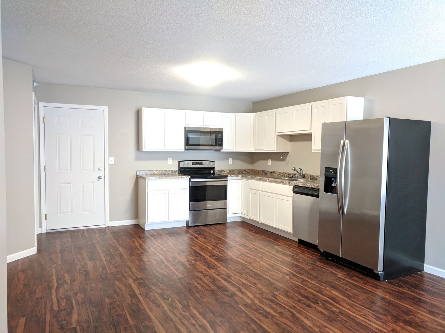 Fergus Falls Apartment: 401 S. Tower Rd.