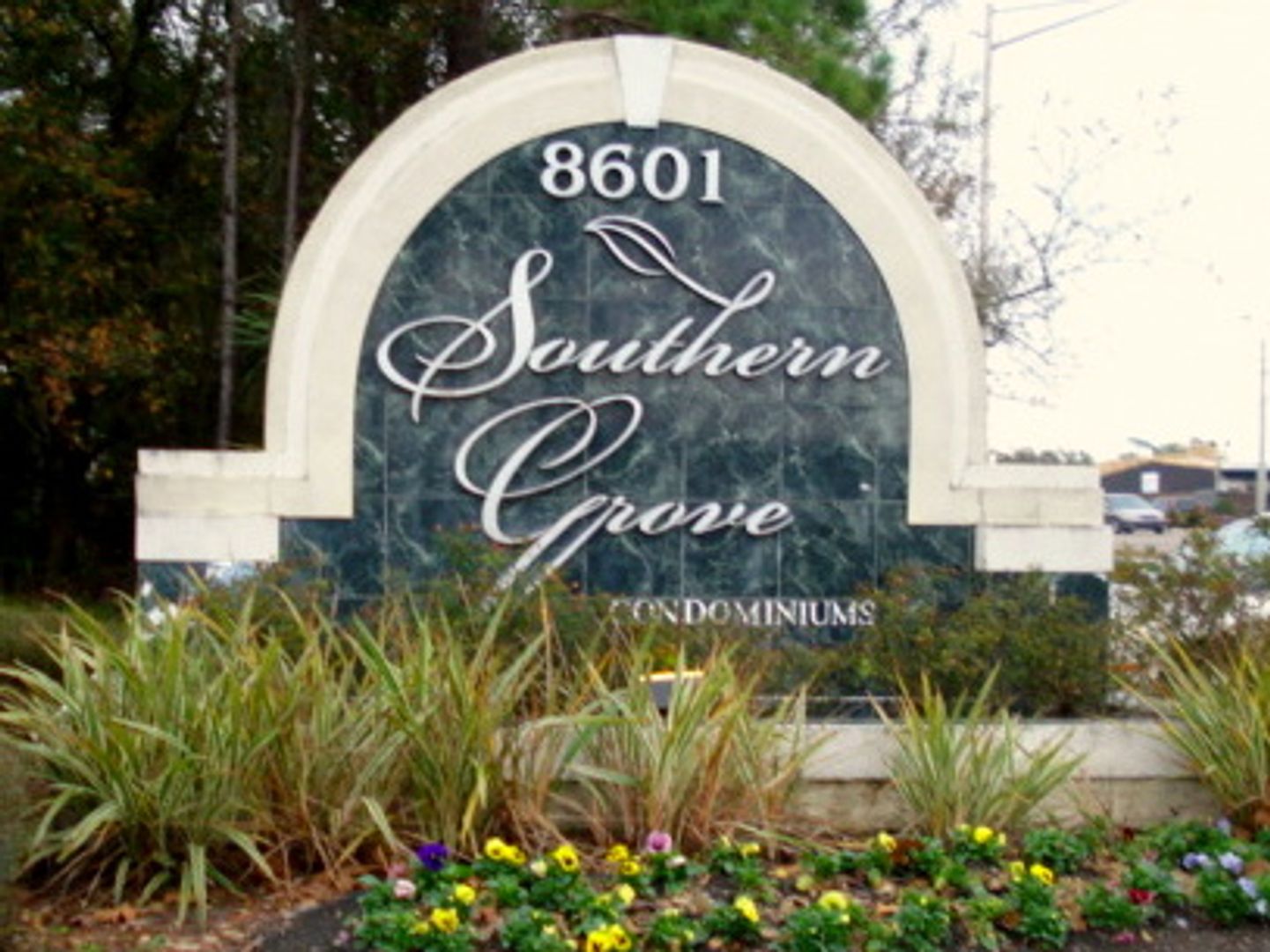 Jacksonville House: 8601 Beach Blvd. #313