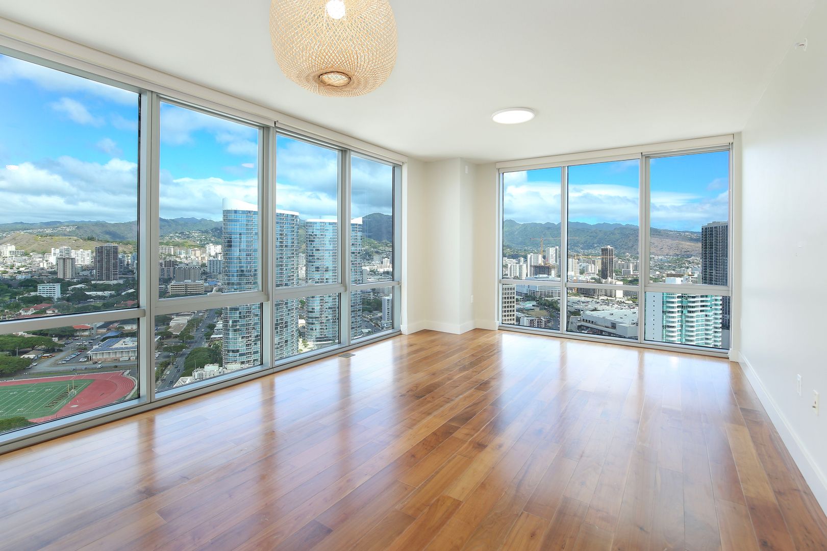 Honolulu Condo: 1189 Waimanu St. #3506