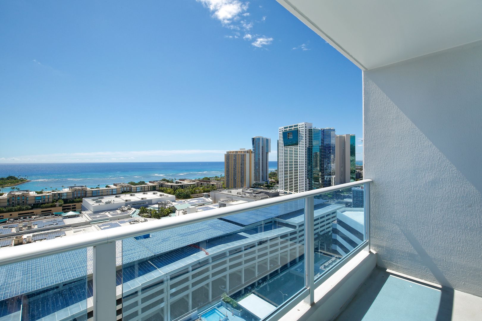 Honolulu Condo: 1391 Kapiolani Blvd.