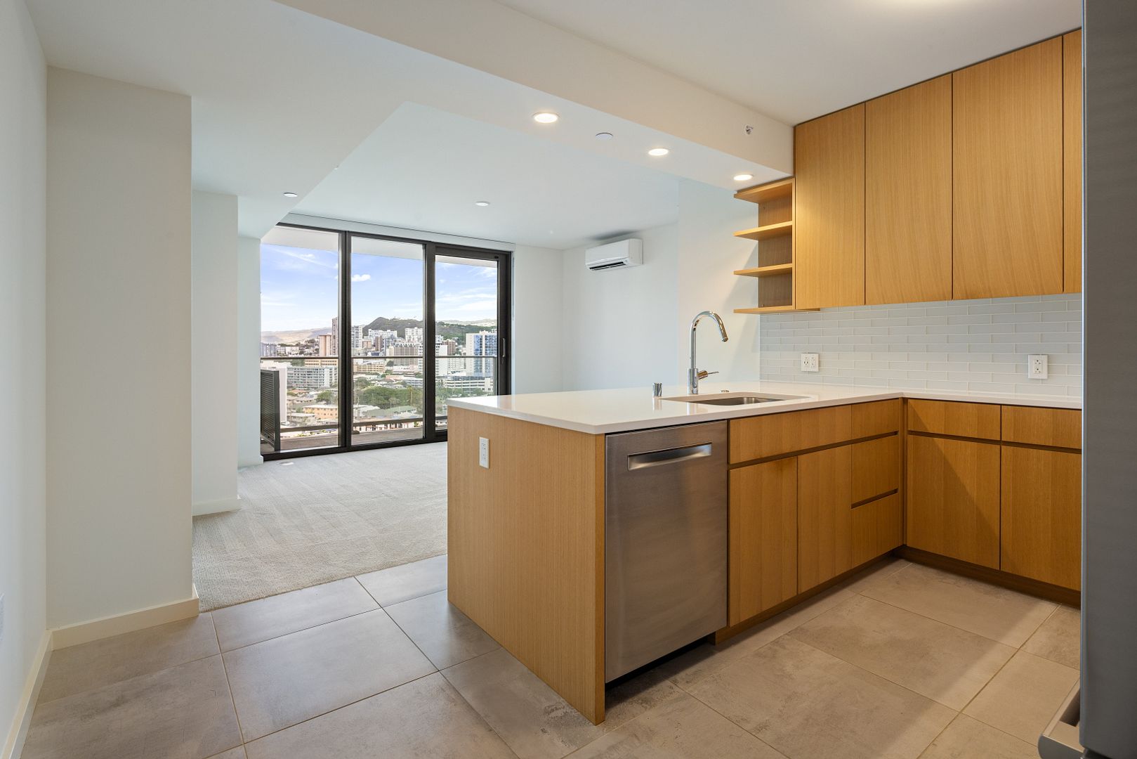 Honolulu Condo: 1388 Kapiolani Blvd. #1508