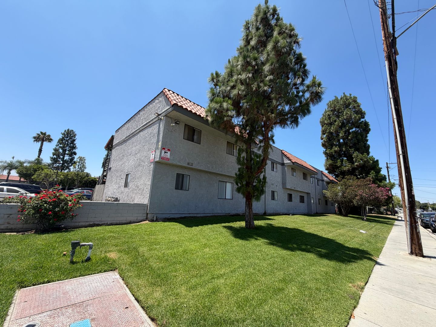 RIVERSIDE Apartment: 10210-212-214 GOULD STREET