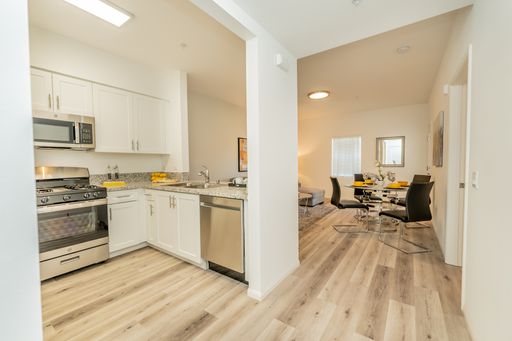 Senior Living 55+ 1 Bedroom 1 Bath – photo 1