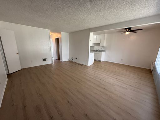 2 Bedroom 1 Bath Westminster, Ca – photo 1