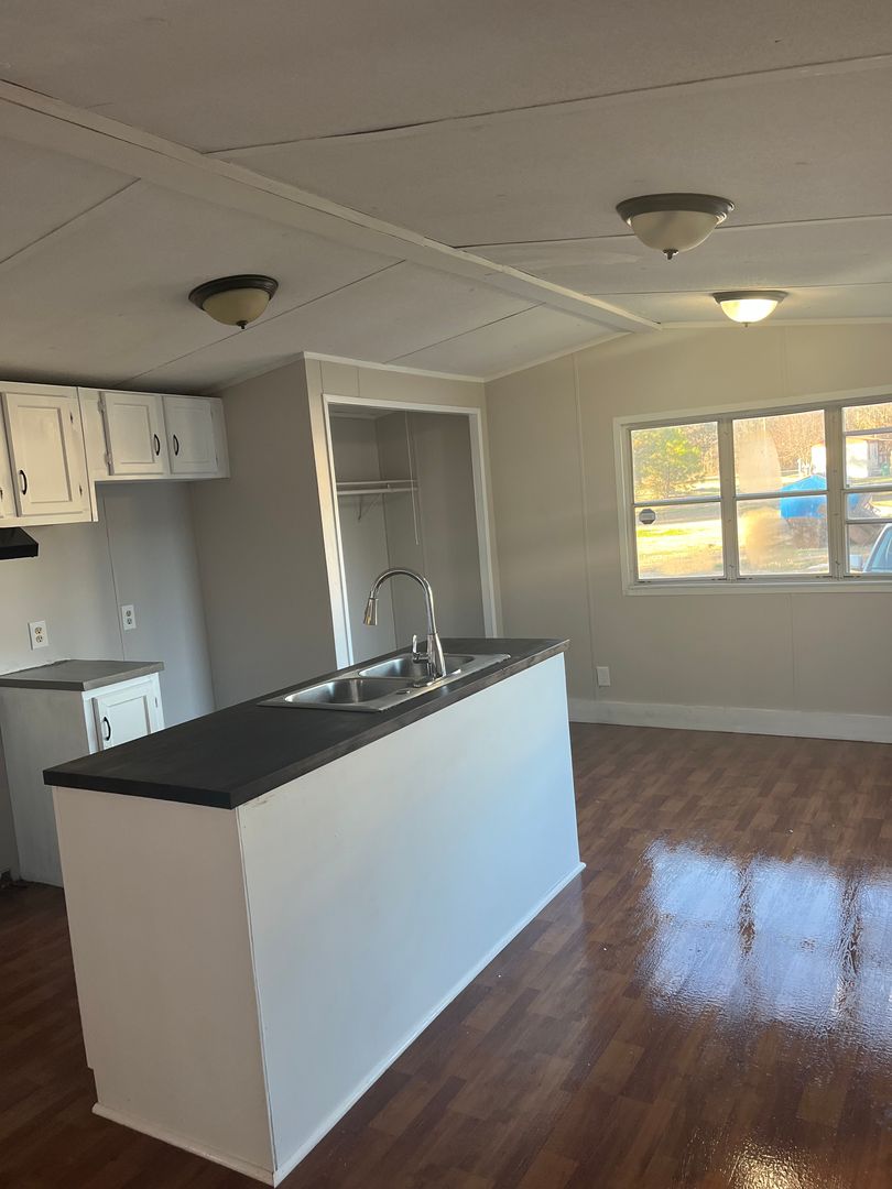 Sylacauga Apartment: 540 Marble City Heights Circle