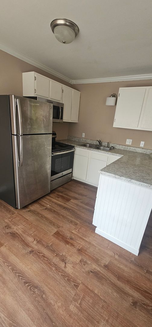 Tuscumbia Apartment: 604 N Stewart Street