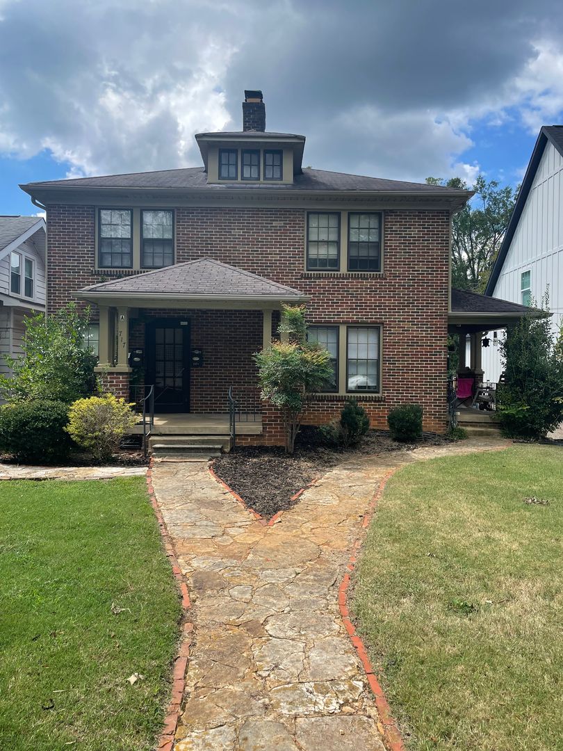 Florence Apartment: 717 Sherrod Ave