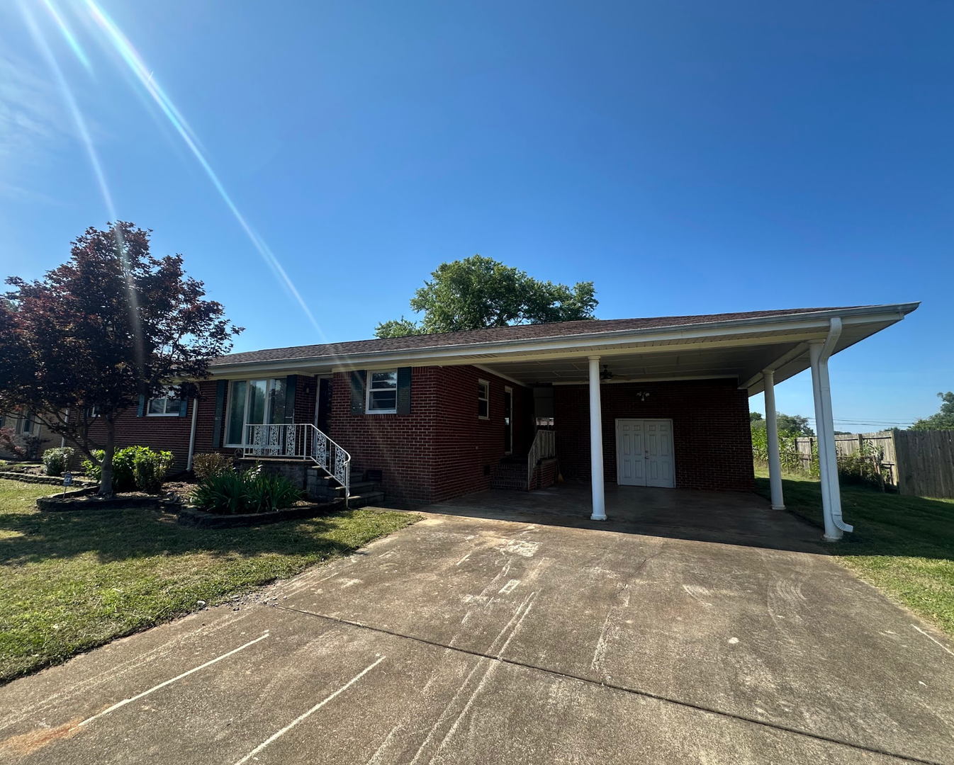 Muscle Shoals House: 200 Pasadena Avenue