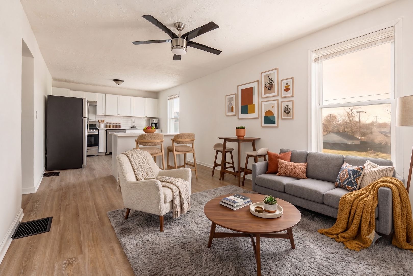 Columbus Apartment: 1109-1111 Franklin Avenue