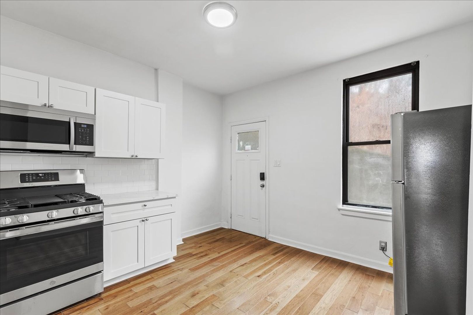 Pittsburgh Apartment: 1914-1918 B Street