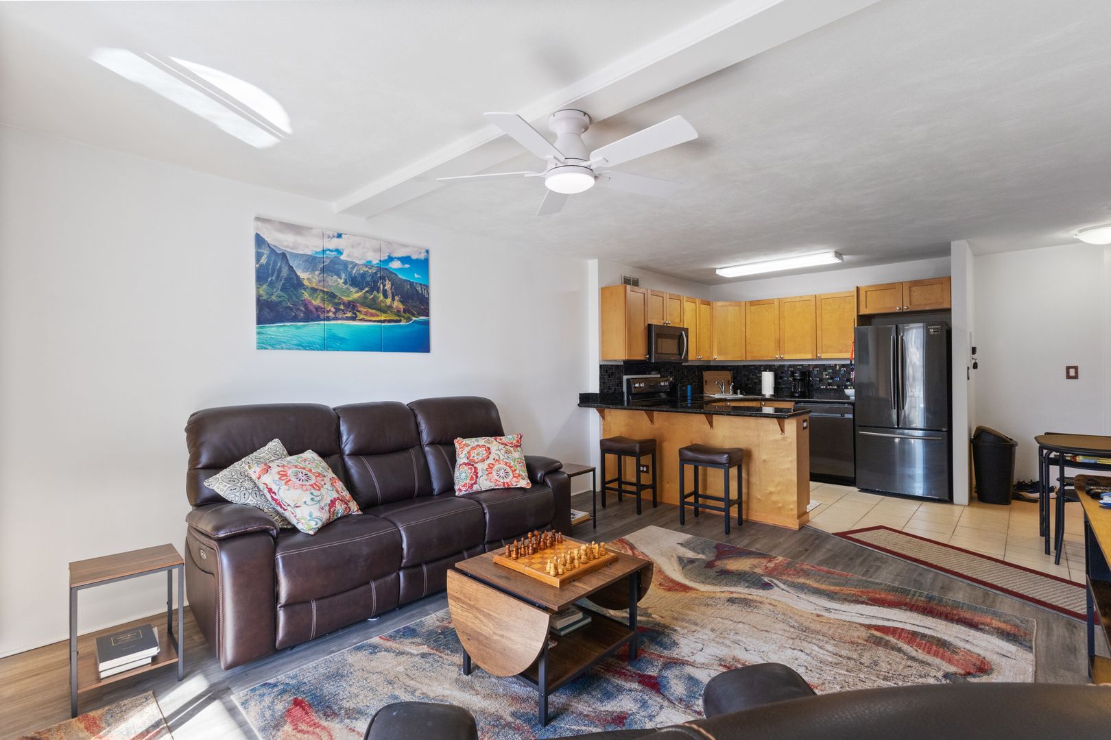 Honolulu Condo: 430 Kaiolu Street