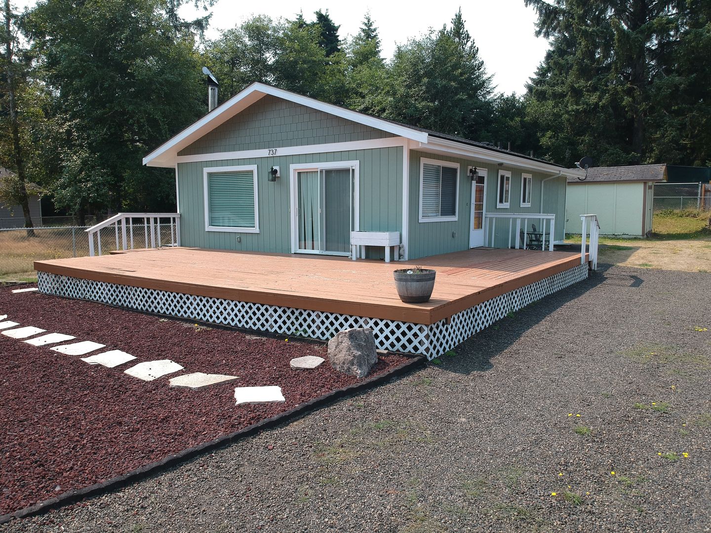 Ocean Shores House: 737 Wood Duck Avenue Southeast