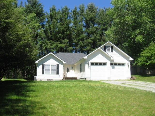 Boone House: 247 Daniel Boone Drive Extension