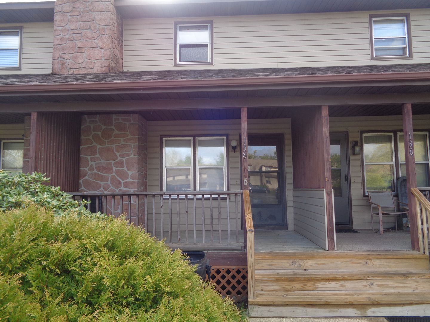 Boone House: 138 Adams Lane