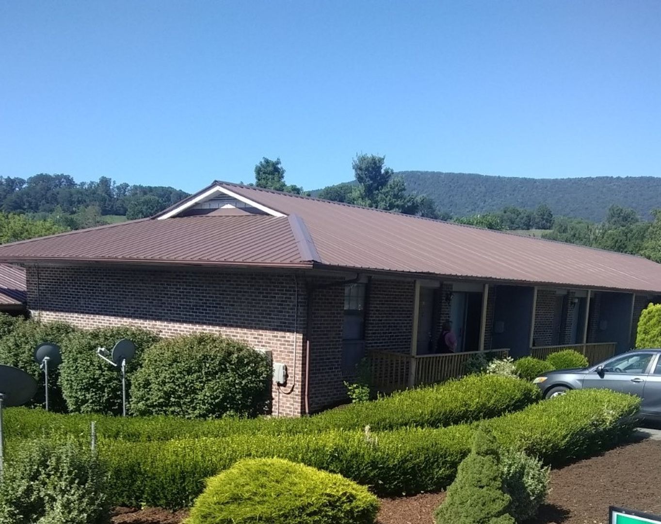 Jefferson Apartment: 102 McConnell Street