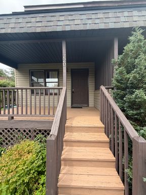 220 Adams Lane