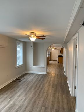 Huge Rehabbed 3 Bedroom in the Heart of Pilsen! – photo 1