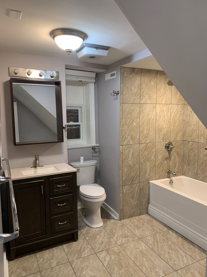 Chicago Apartment: 1700 W. 19th Street