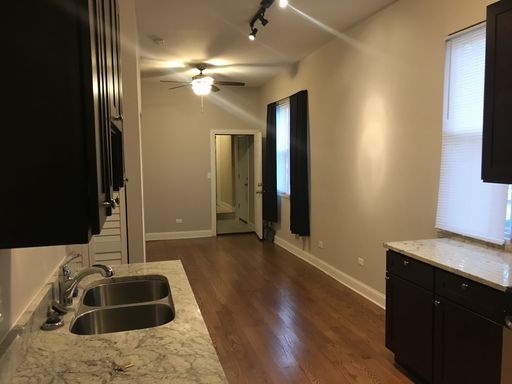 Rehabbed 2 Bdrm Apt - In-Unit Laundry! – photo 1